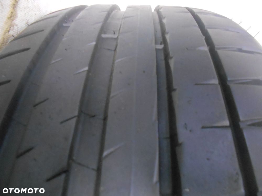 OPONA POJEDYNKA 225/40R18 MICHELIN PILOT SPORT 4 DOT 4123 7.3MM - 2