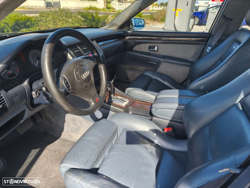 Audi S8 - 16