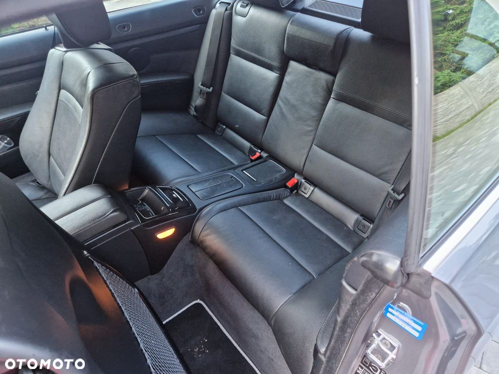 BMW Seria 3 325i - 29