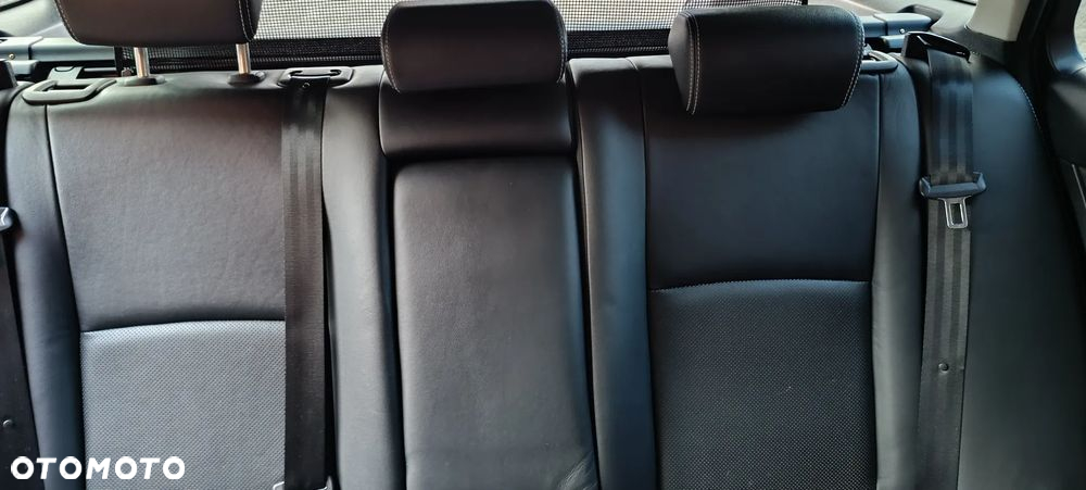 Toyota Avensis 2.0 Prestige MS - 28
