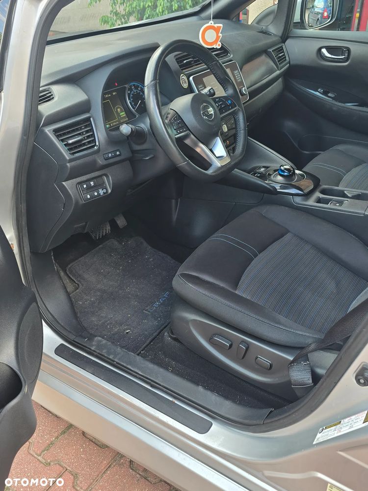 Nissan Leaf - 13