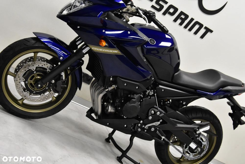 Yamaha XJ - 13