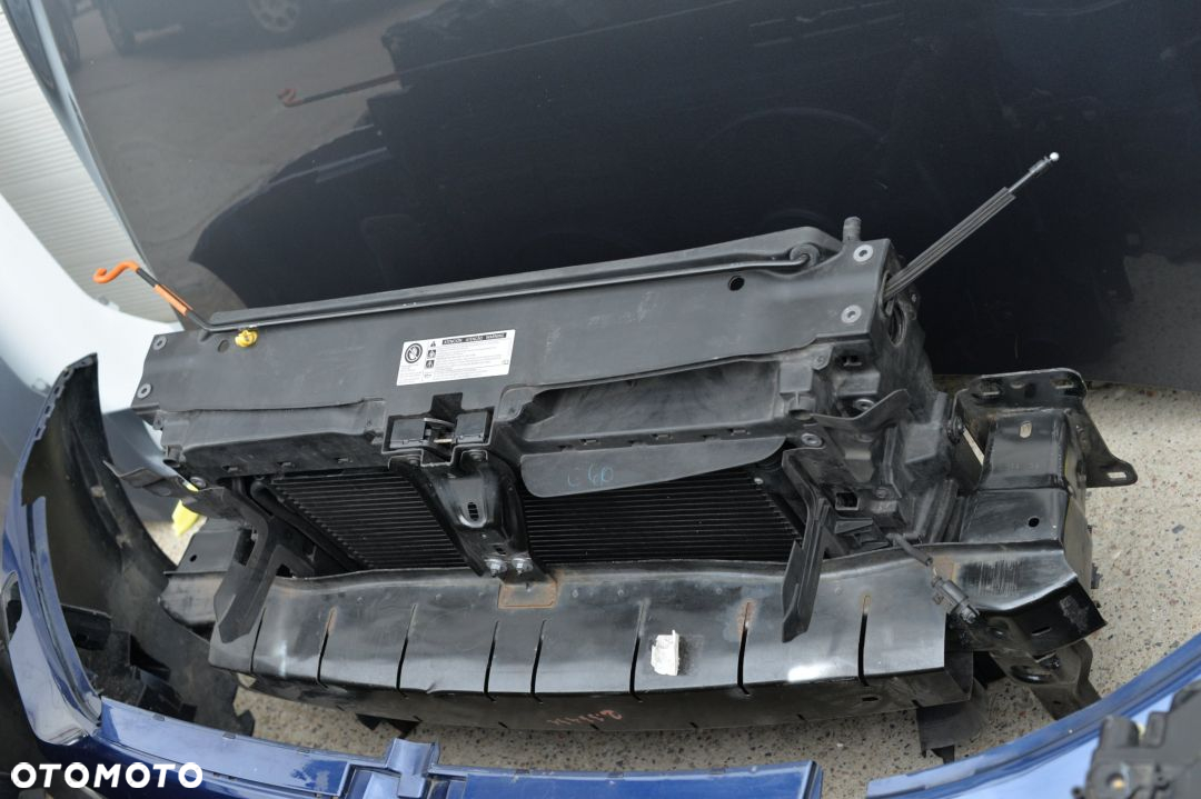 MASKA BŁOTNIK LAMPA ZDERZAK PAS BELKA VW JETTA 10- - 12