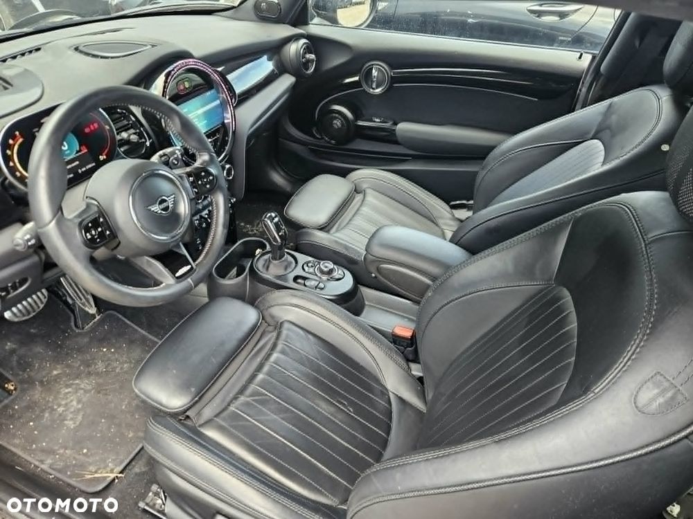 MINI John Cooper Works - 4