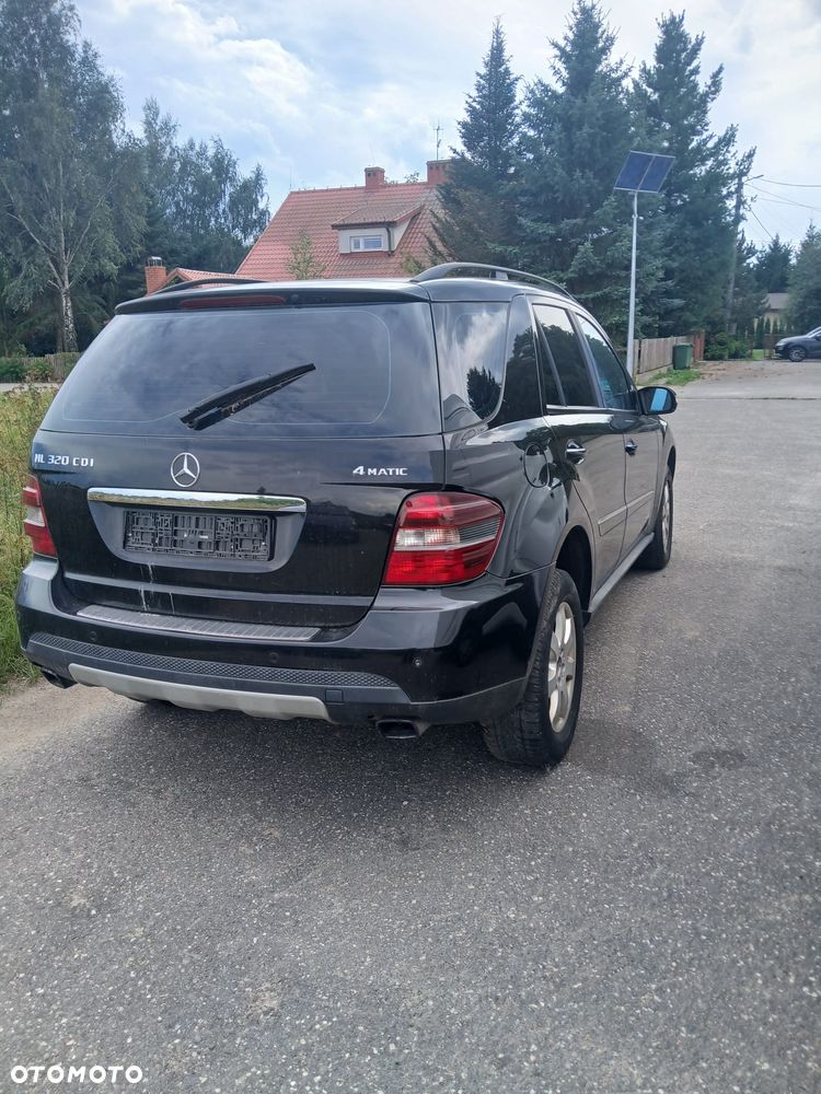 Mercedes-Benz ML - 5
