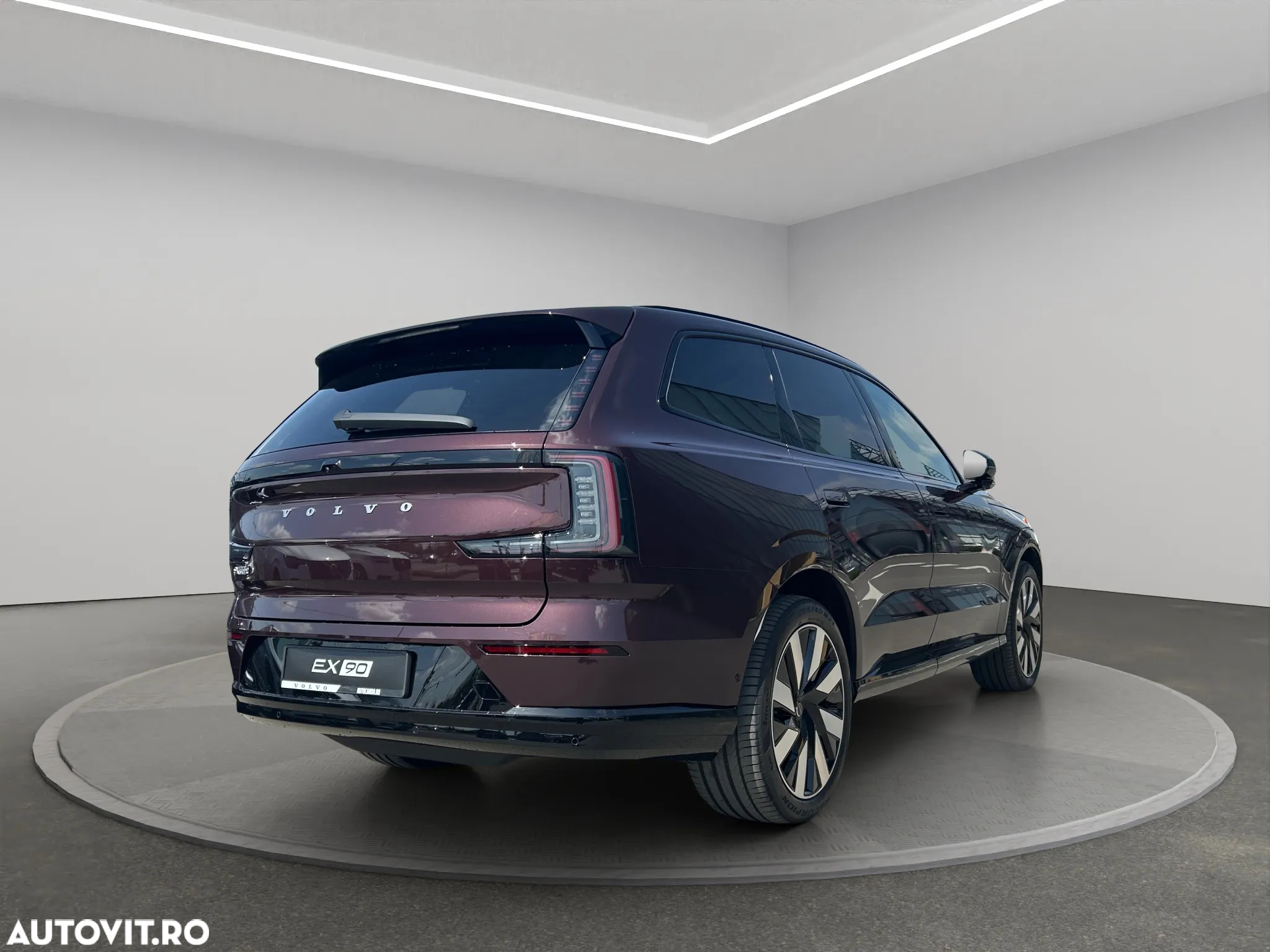 Volvo EX90 - 8