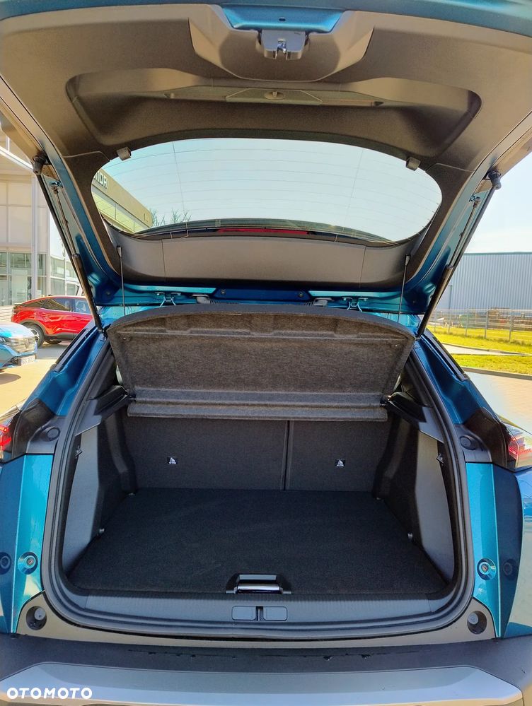 Peugeot 2008 - 11