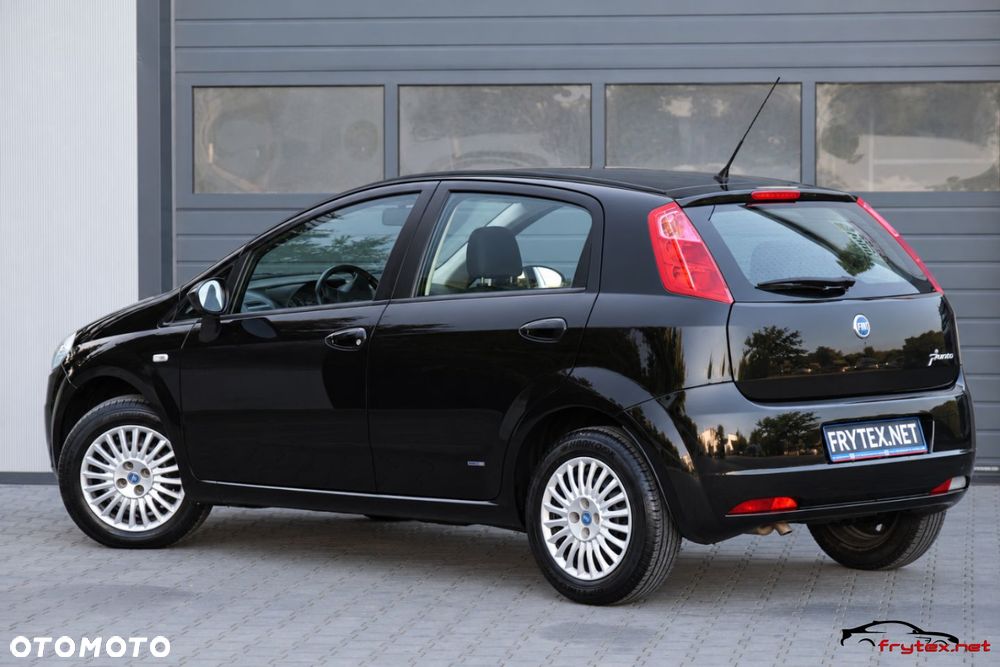 Fiat Grande Punto - 12