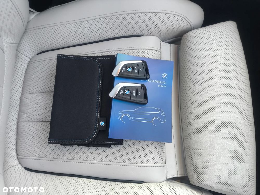 BMW X5 xDrive25d - 39