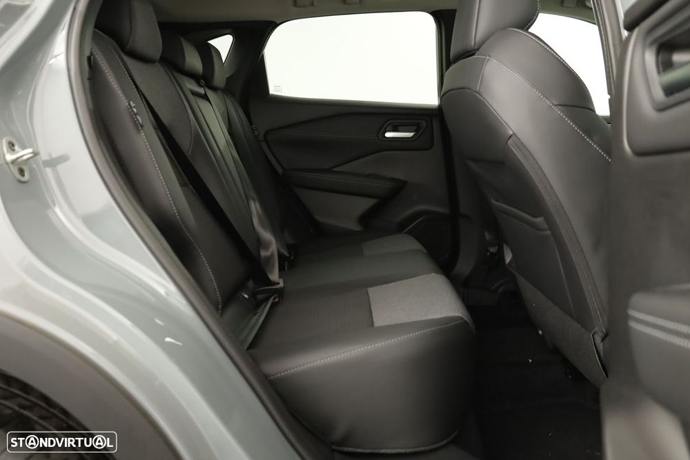 Nissan Qashqai 1.3 DIG-T N-Connecta LED Xtronic - 20