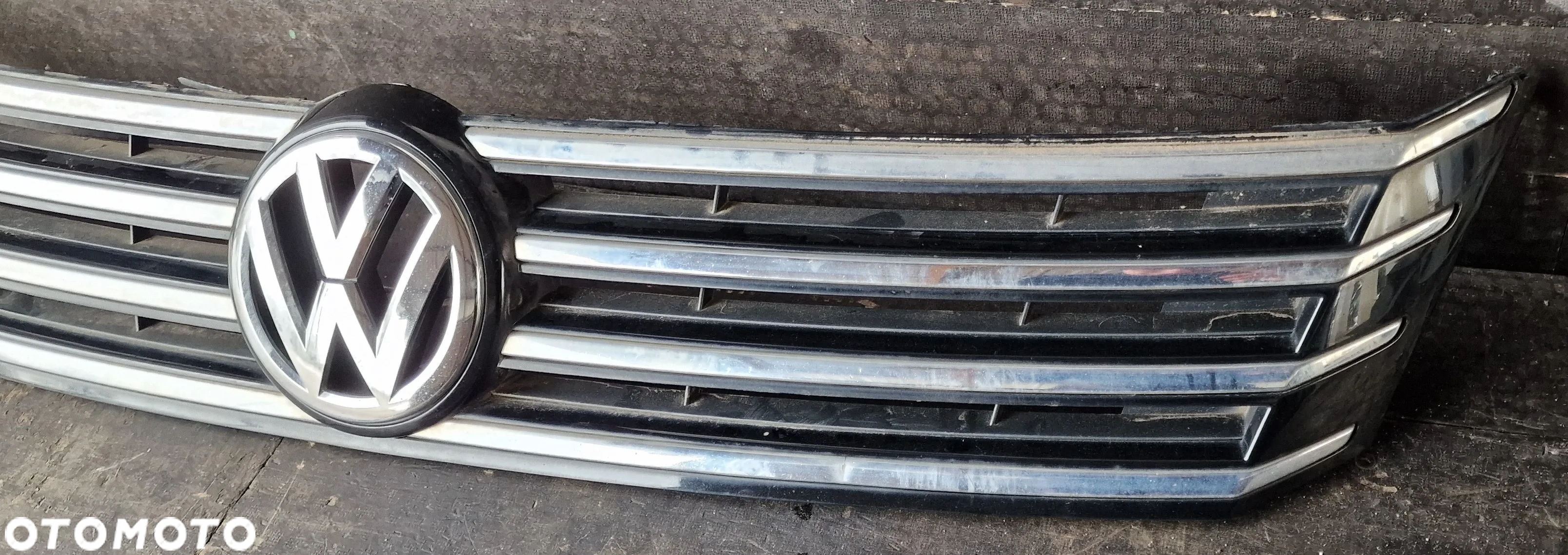 GRILL ATRAPA CHŁODNICY VW PASSAT B7 - 4