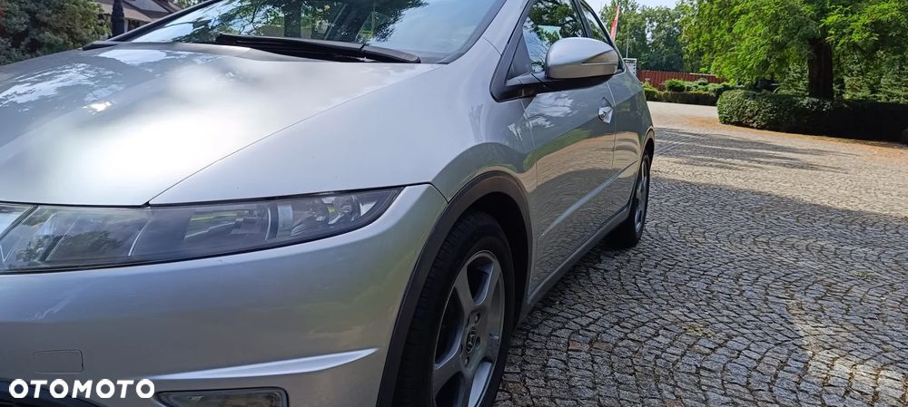 Honda Civic 1.8 Executive - 19