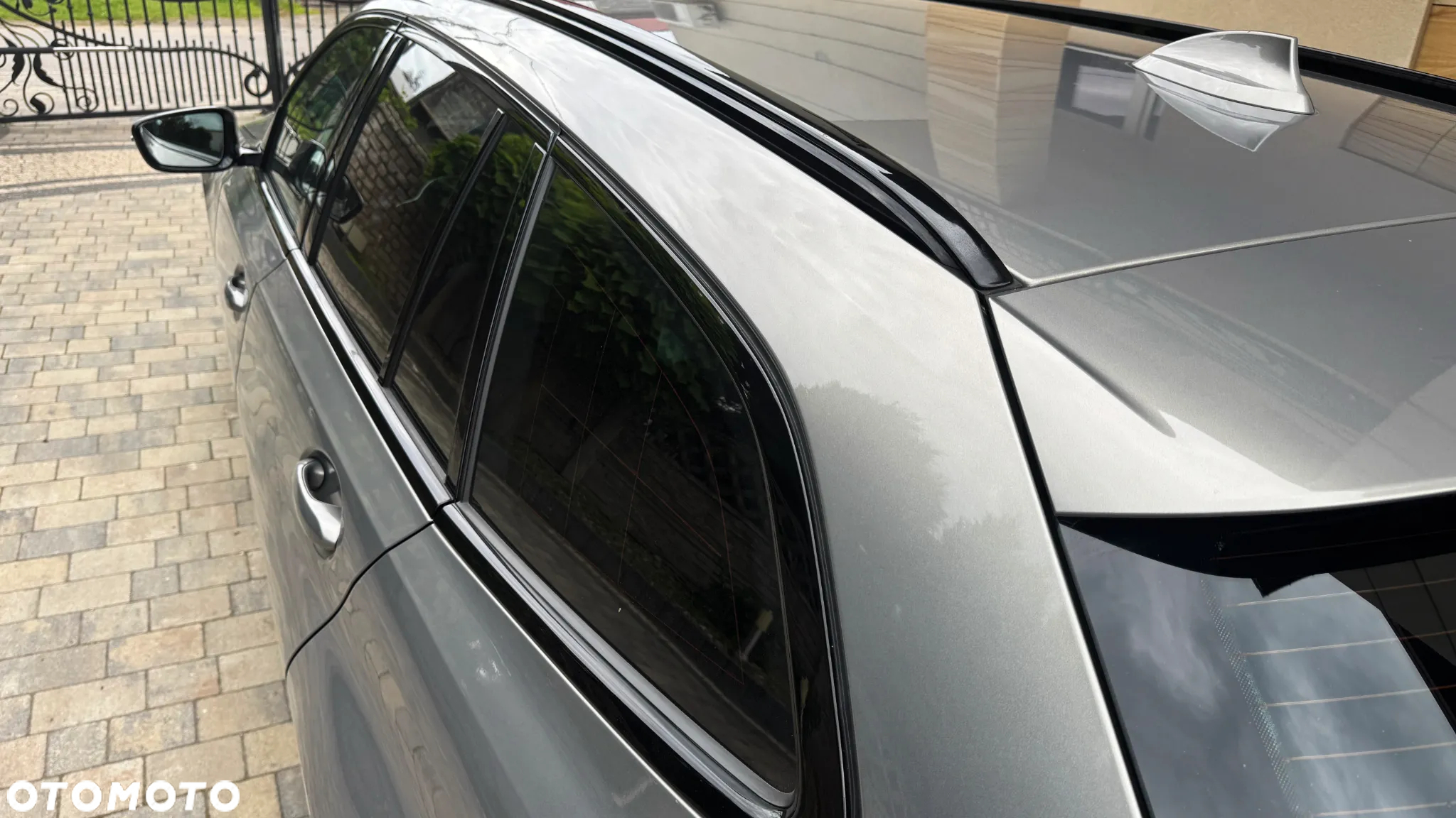 BMW Seria 3 330i Sport Line sport - 18