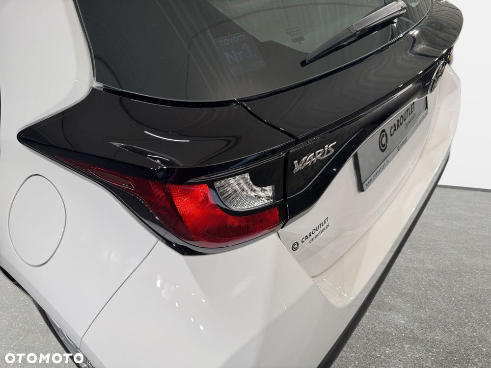 Toyota Yaris - 12
