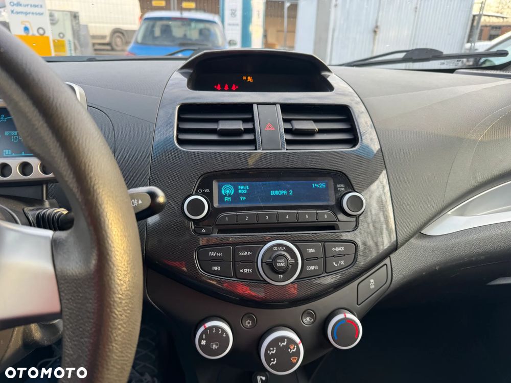 Chevrolet Spark 1.0 LS+ - 15