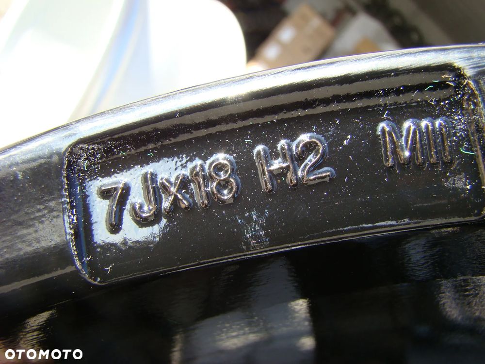 a12 5x108 Ford Focus Mondeo C-Max S-Max Kuga Edge Escape Galaxy 7jx18 - 8