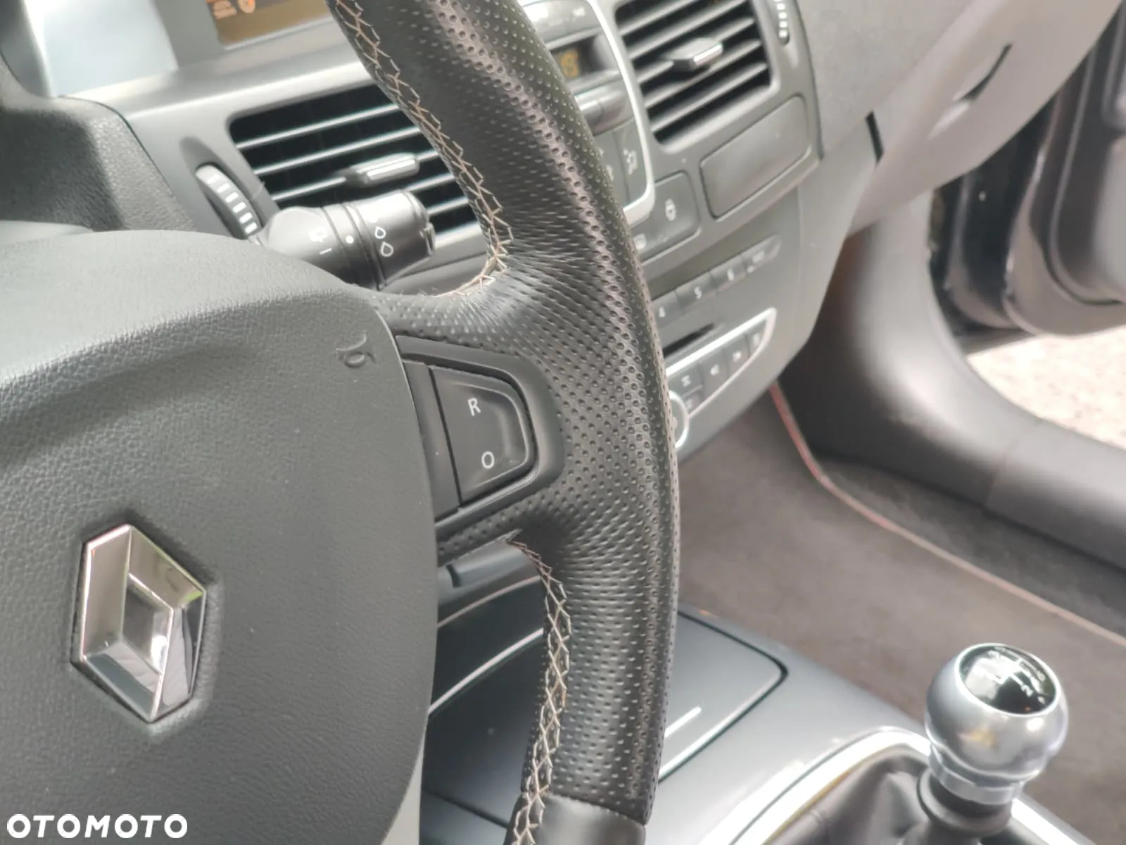 Renault Laguna 2.0 dCi Bose Edition ESM - 33