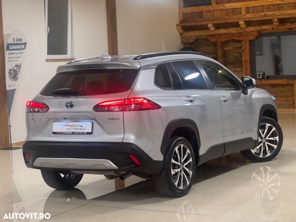 Toyota Corolla Cross Hybrid 2.0 VVT-i Team Deutschland - 3