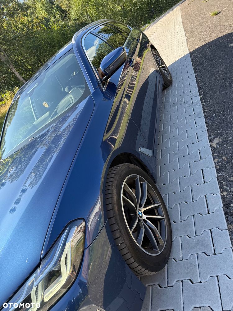 BMW Seria 5 520d xDrive mHEV Luxury Line - 2
