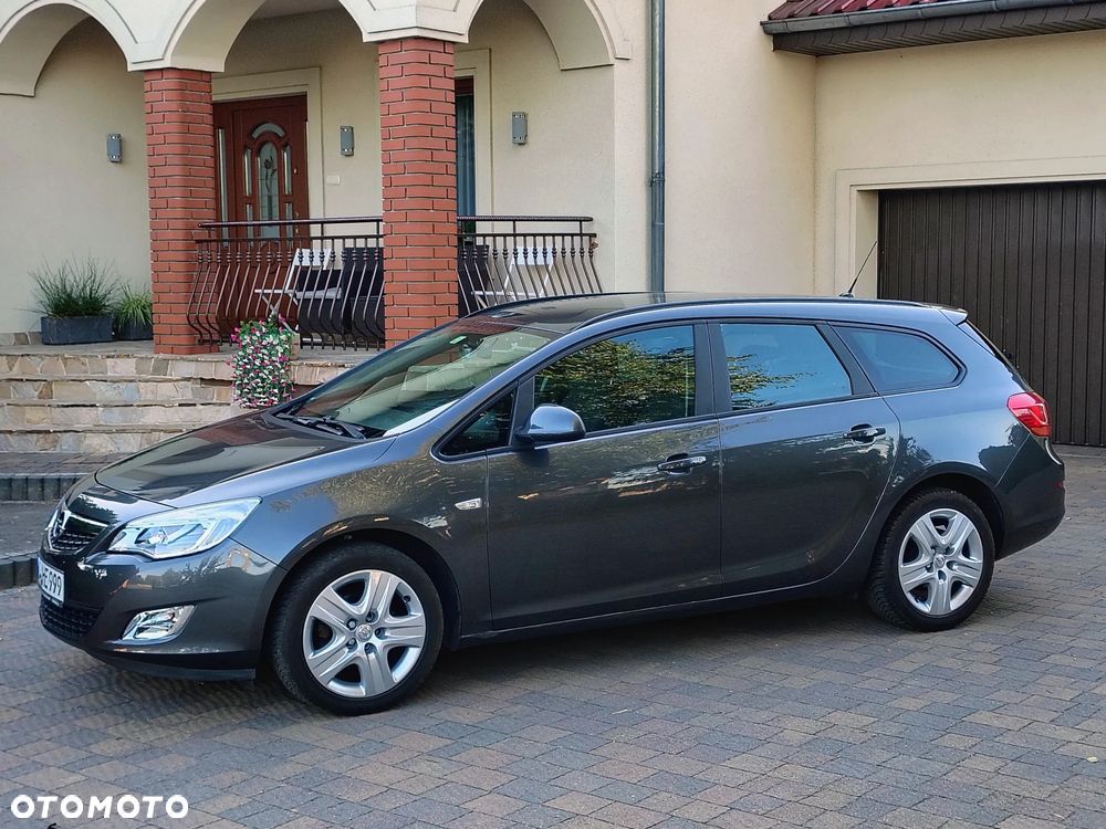 Opel Astra 1.4 Turbo Edition - 25