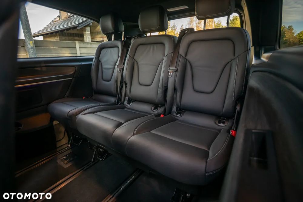 Mercedes-Benz Klasa V 250 d extralang 9G-TRONIC Avantgarde - 19