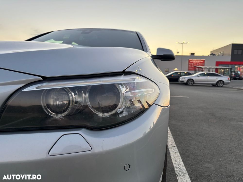BMW Seria 5 520d xDrive AT - 8