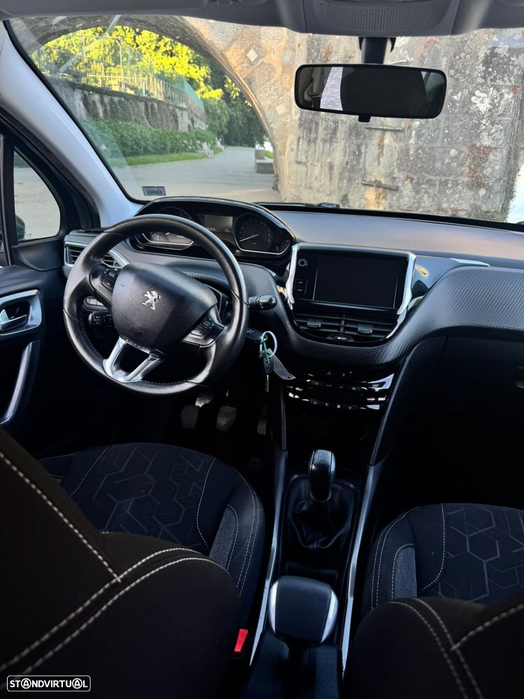 Peugeot 2008 1.6 BlueHDi Style - 6