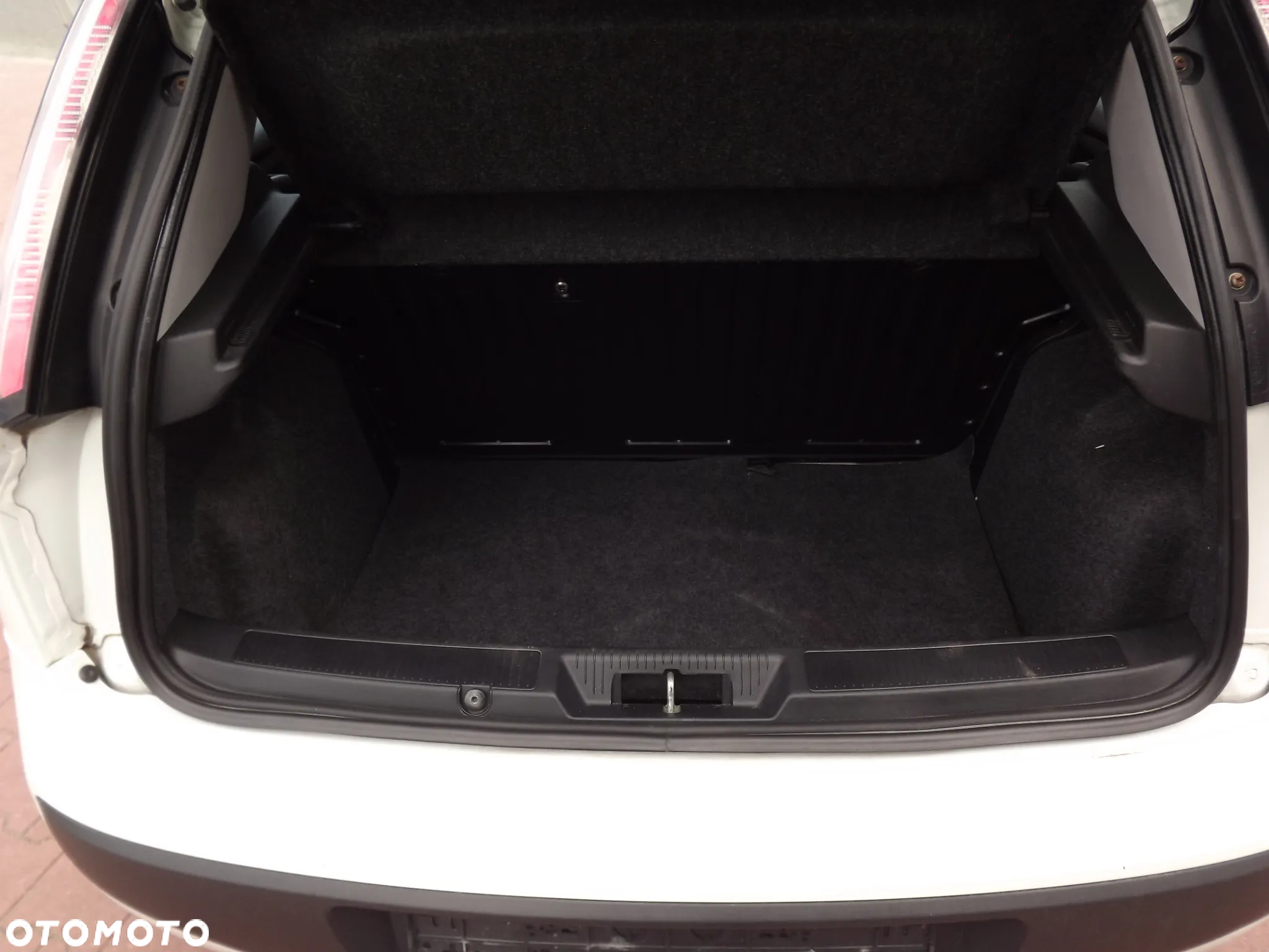Fiat Punto Evo 1.4 8V Active - 11