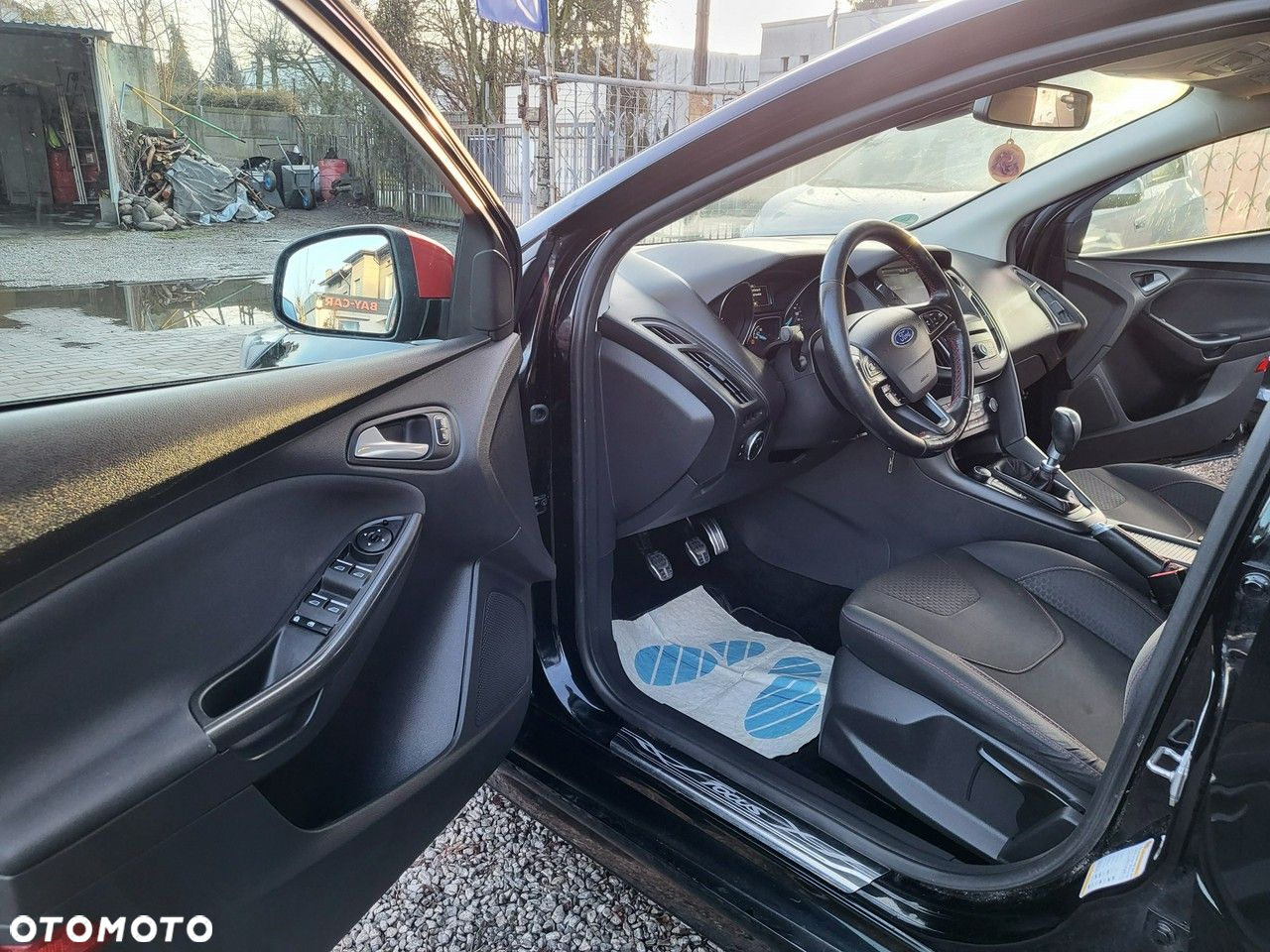 Ford Focus - 10