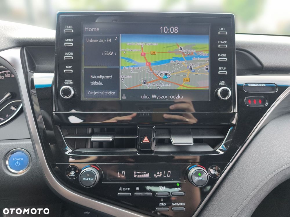 Toyota Camry 2.5 Hybrid Executive CVT - 19