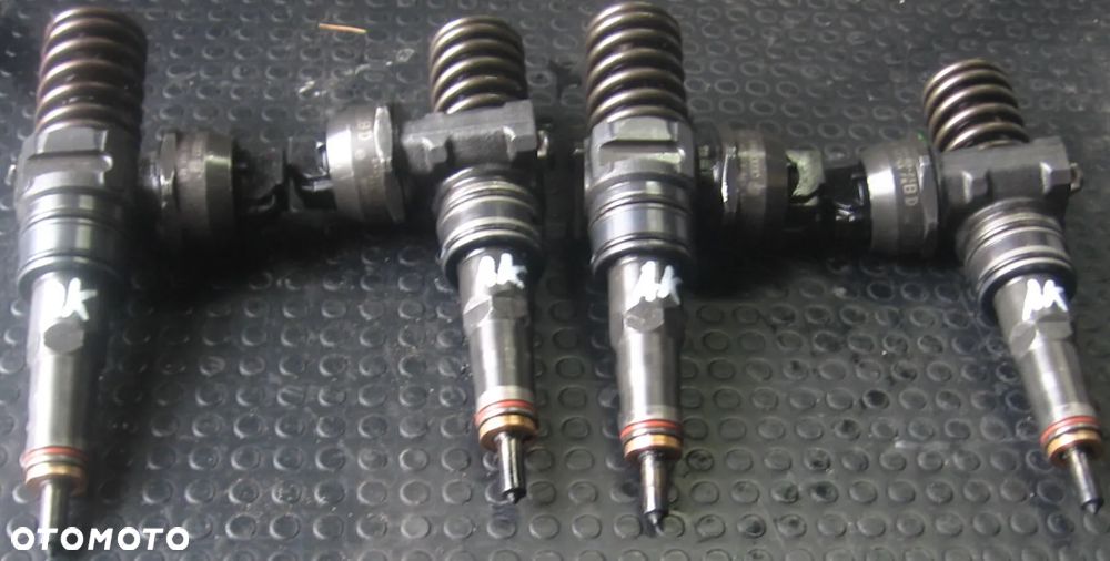 wtrysk wtryski 1.9 TDI SHARAN GALAXY GOLF 038130073AK - 2