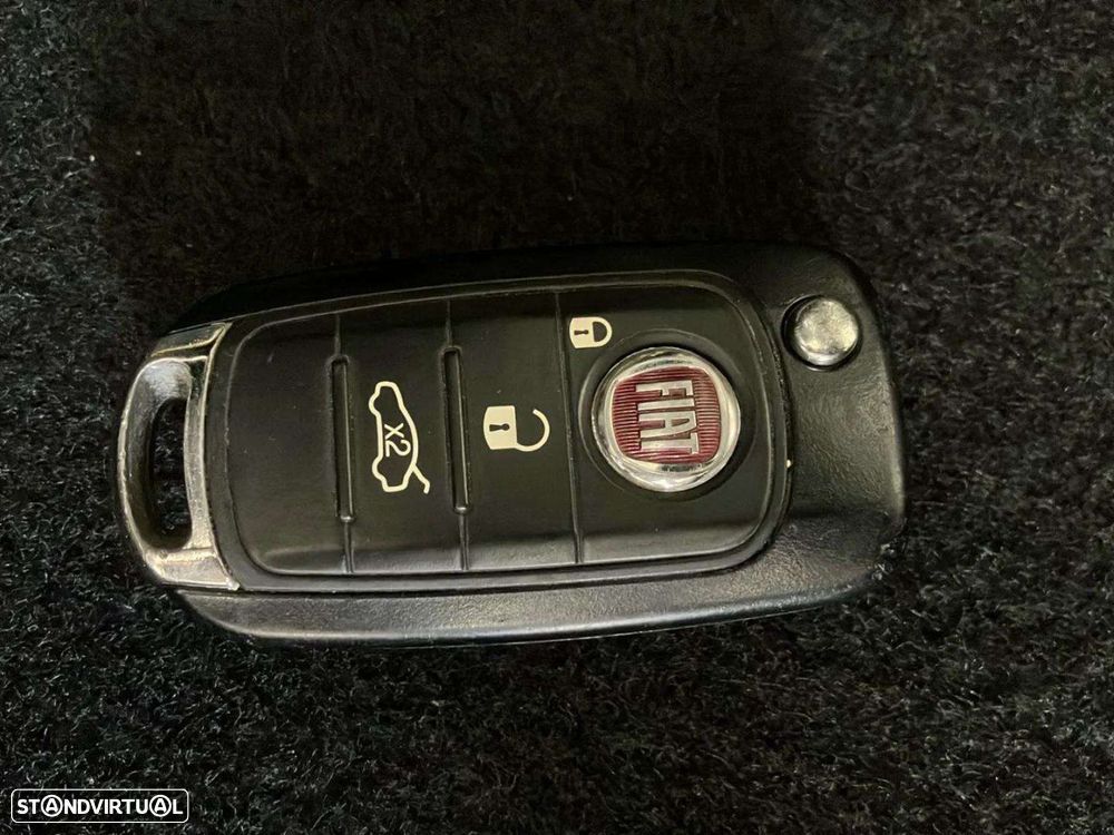 Fiat Tipo Station Wagon 1.6 M-Jet Lounge J17 - 18