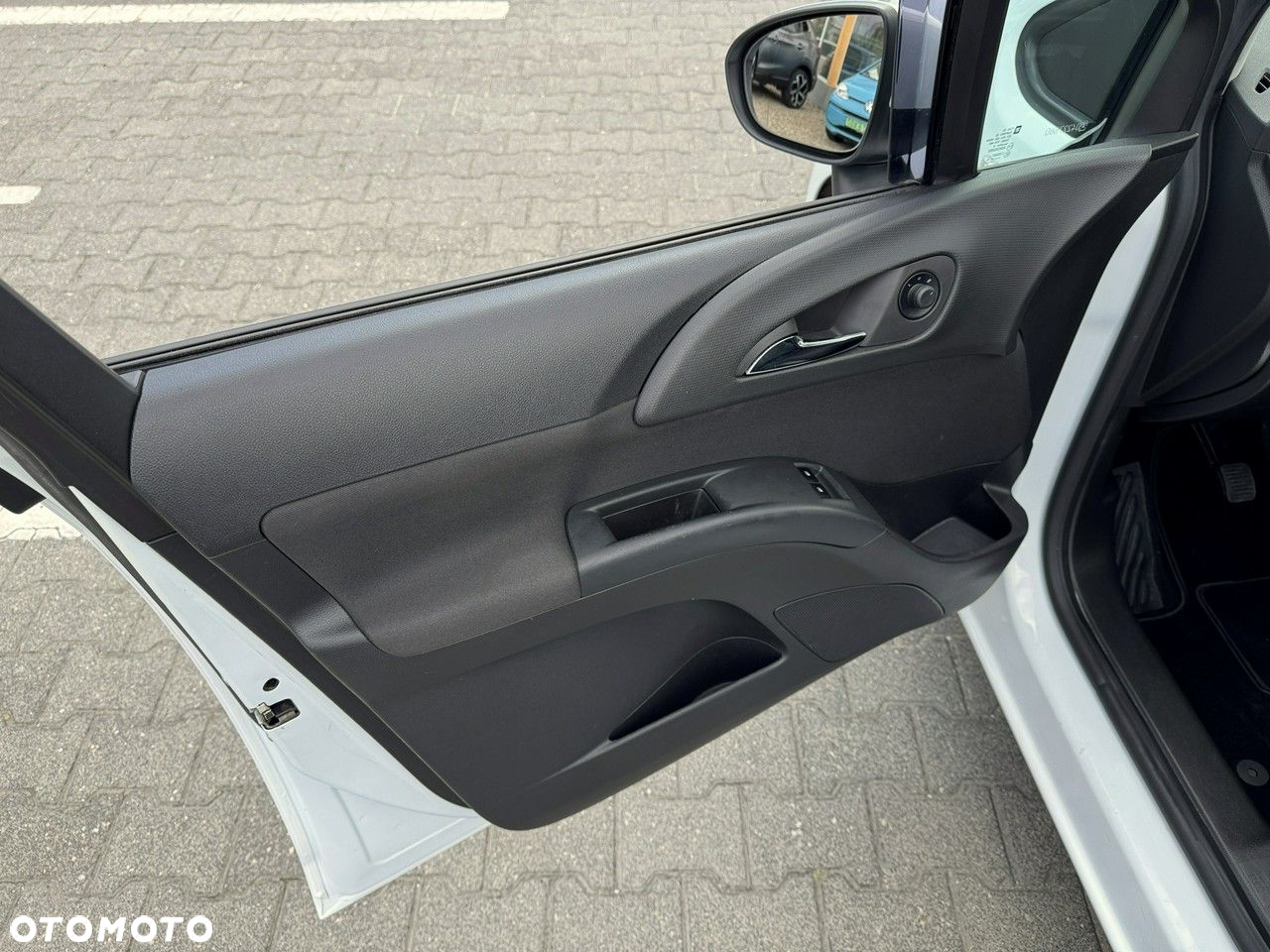 Opel Meriva - 19
