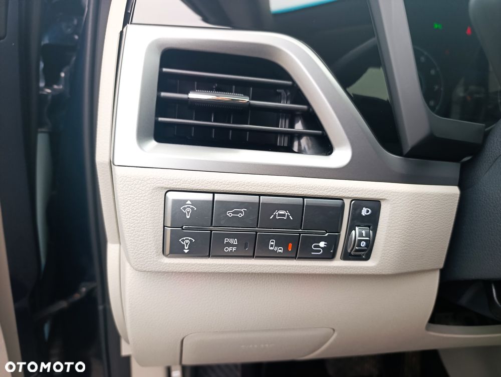 SsangYong/KGM Korando 1.5 T-GDI Sapphire 2WD - 18