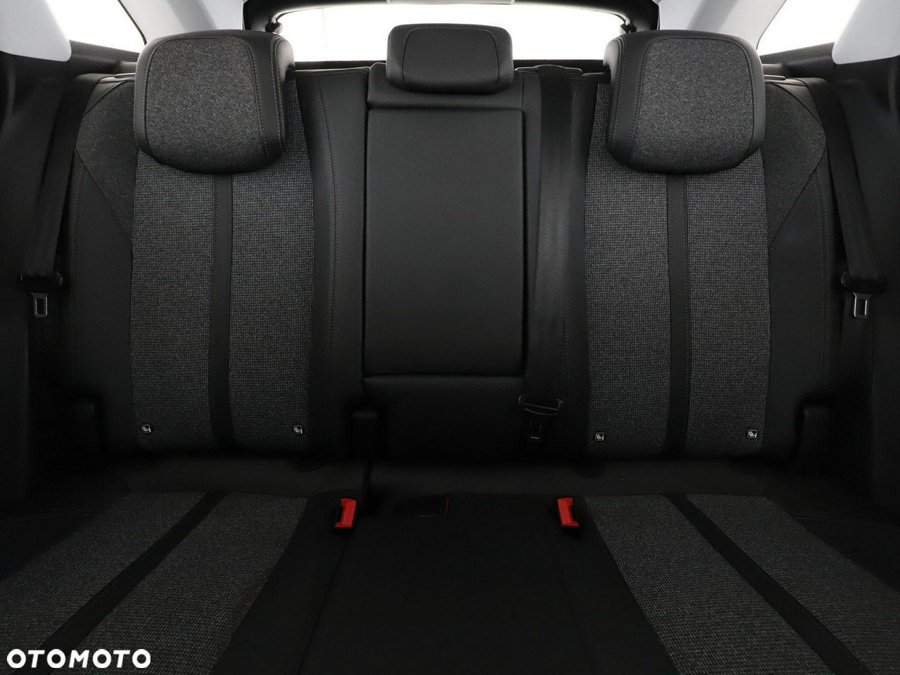 Peugeot 3008 1.2 PureTech Allure - 18