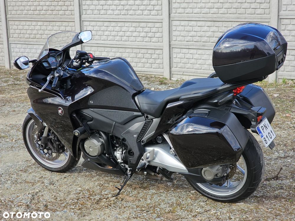 Honda VFR - 5