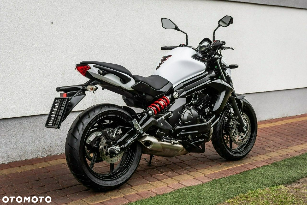 Kawasaki ER - 3