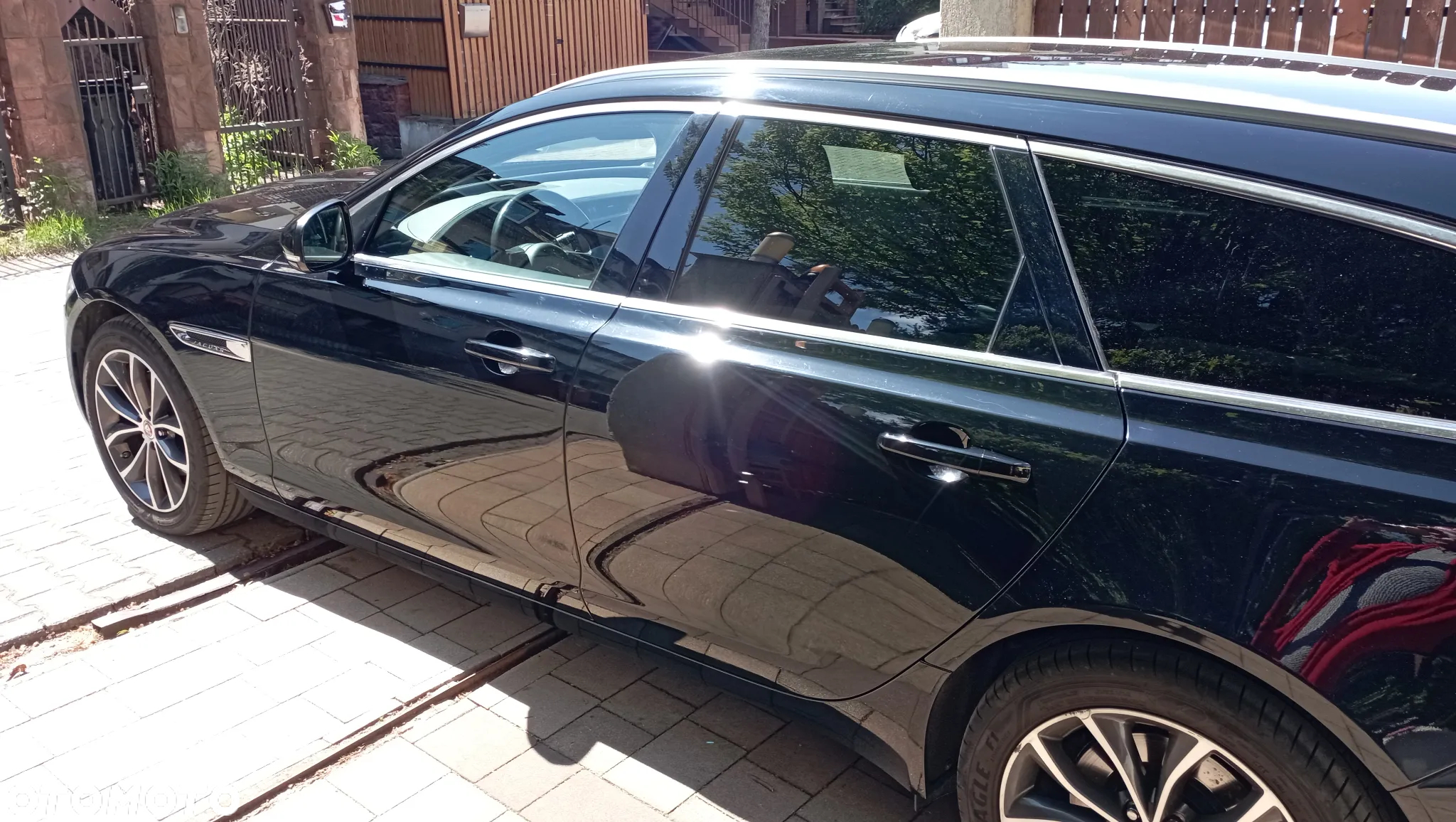 Jaguar XF 2.0 i4D AWD Prestige - 9