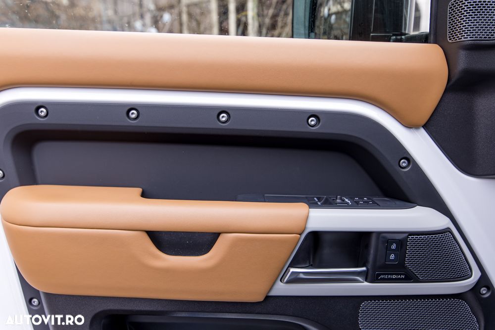 Land Rover Defender 90 3.0 D250 MHEV HSE - 23