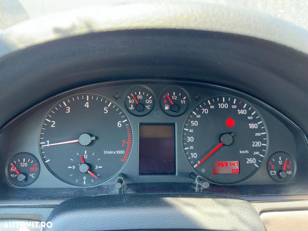Audi A4 Avant 2.0 FSI - 16