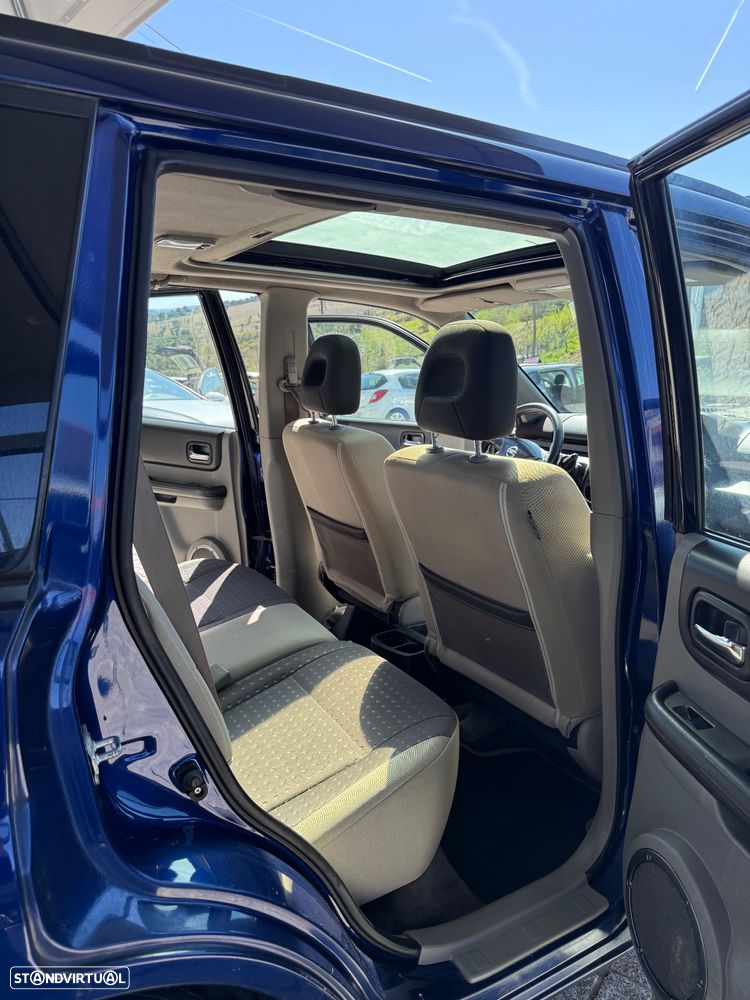 Nissan X-Trail - 8