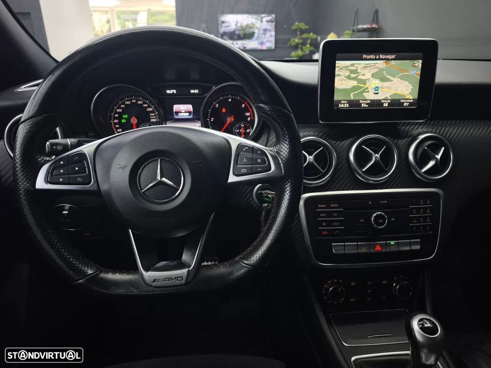 Mercedes-Benz A 180 d AMG Line - 23