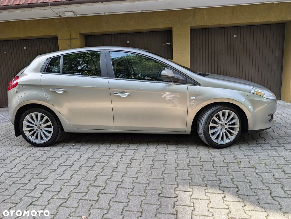 Fiat Bravo 1.9 Multijet Emotion - 8