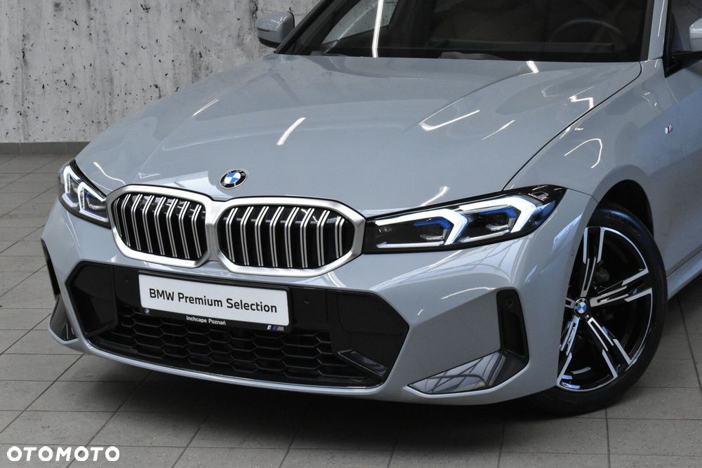 BMW Seria 3 318i M Sport - 26