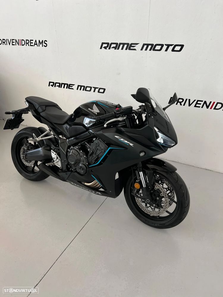 Honda CBR 650 R - 8