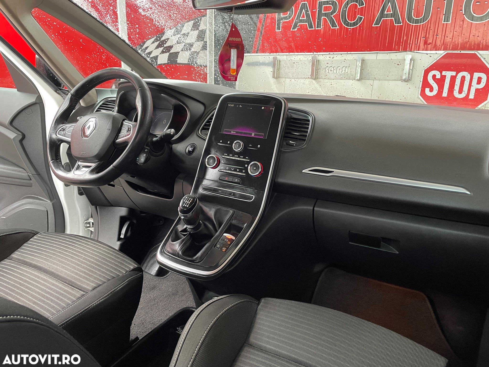 Renault Scenic dCi 110 Expression - 6