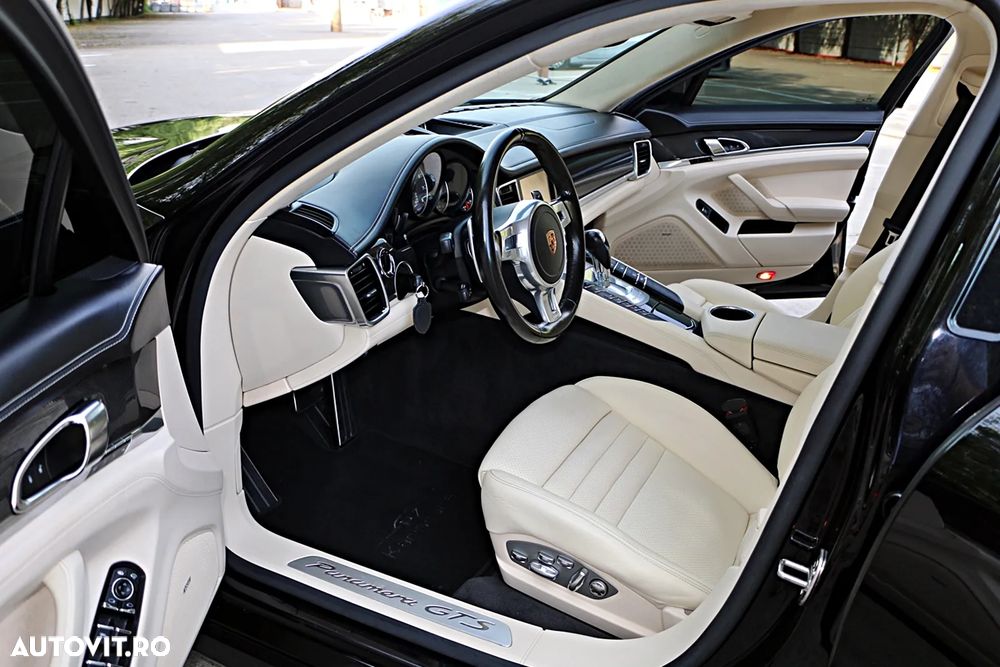 Porsche Panamera - 13