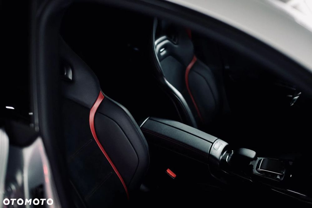 Mercedes-Benz CLA - 7