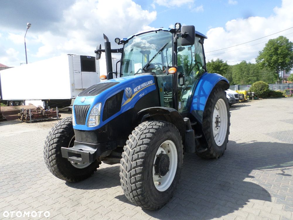 New Holland T5 105