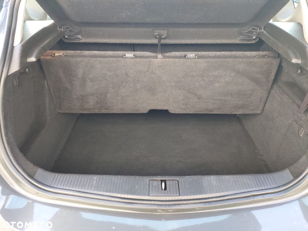 Opel Astra 1.4 Turbo Exklusiv - 36